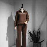 أناقة هادئة ✨ طقم نسائي عملي يجمع الراحة مع الذوق العصري 🤎